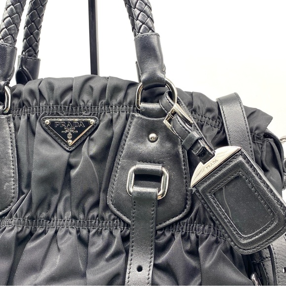 PRADA TESSUTO GAUFRE BLACK LEATHER NYLON TOTE CROSSBODY SATCHEL LOGO ZIP LARGE - Picture 3 of 11